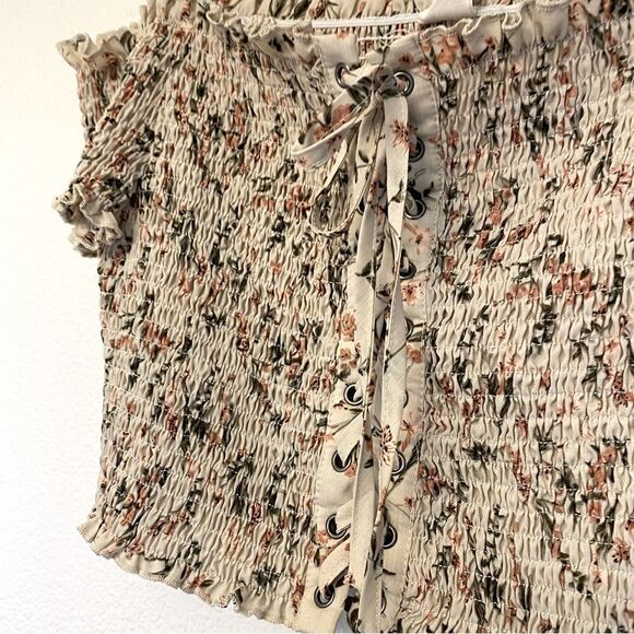 IJOAH Beige tan floral smocked off shoulder crop top tube top Lace up festival L - Picture 7 of 7